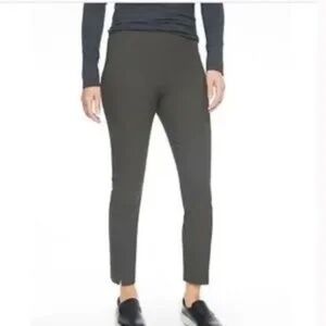 Athleta Wander Slim Pants Size 10 High Rise Ankle Hiking Travel - Olive Green